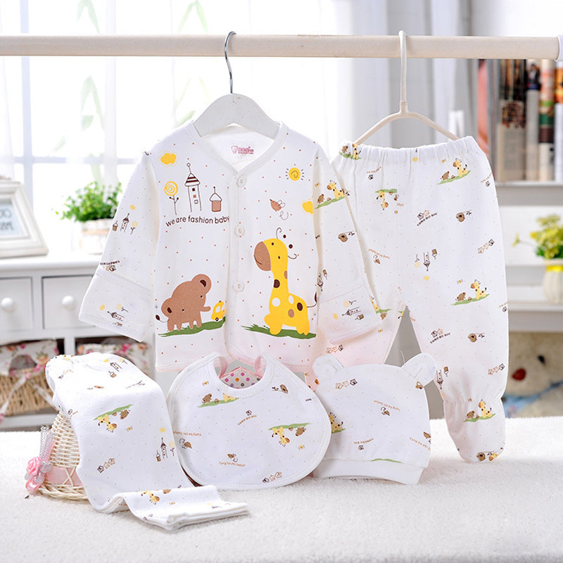 Newborn clothes gift store set